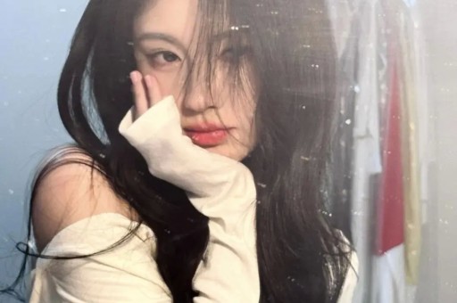 百万粉丝女网红盲道被撞反被骂系摆拍薛之谦回应