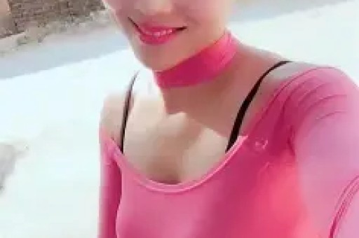 他被谢霆锋打成重伤发妻6次流产后离婚如今69岁现况如何？